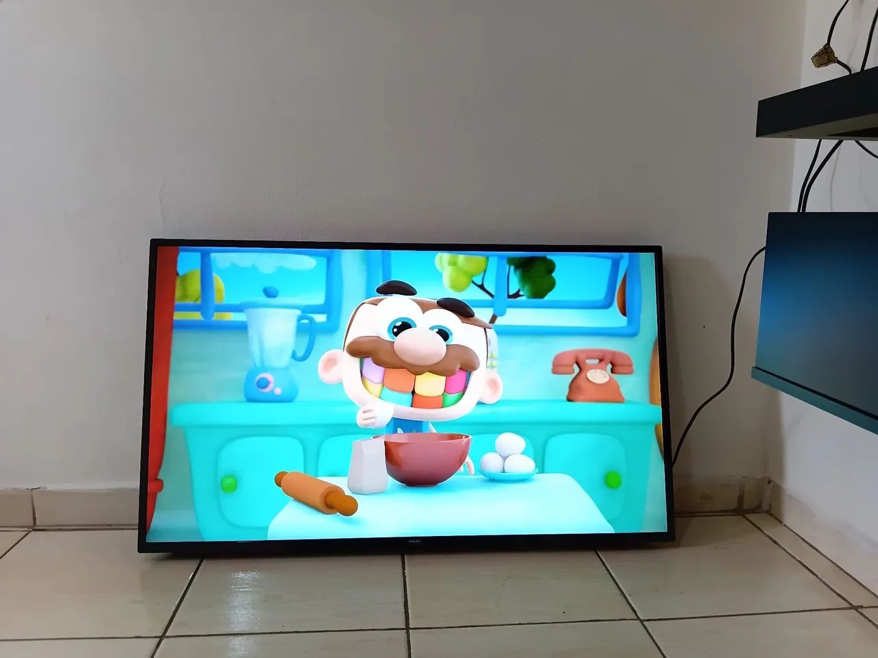 Smart TV Philips 43 polegadas wiffi  - Foto 2