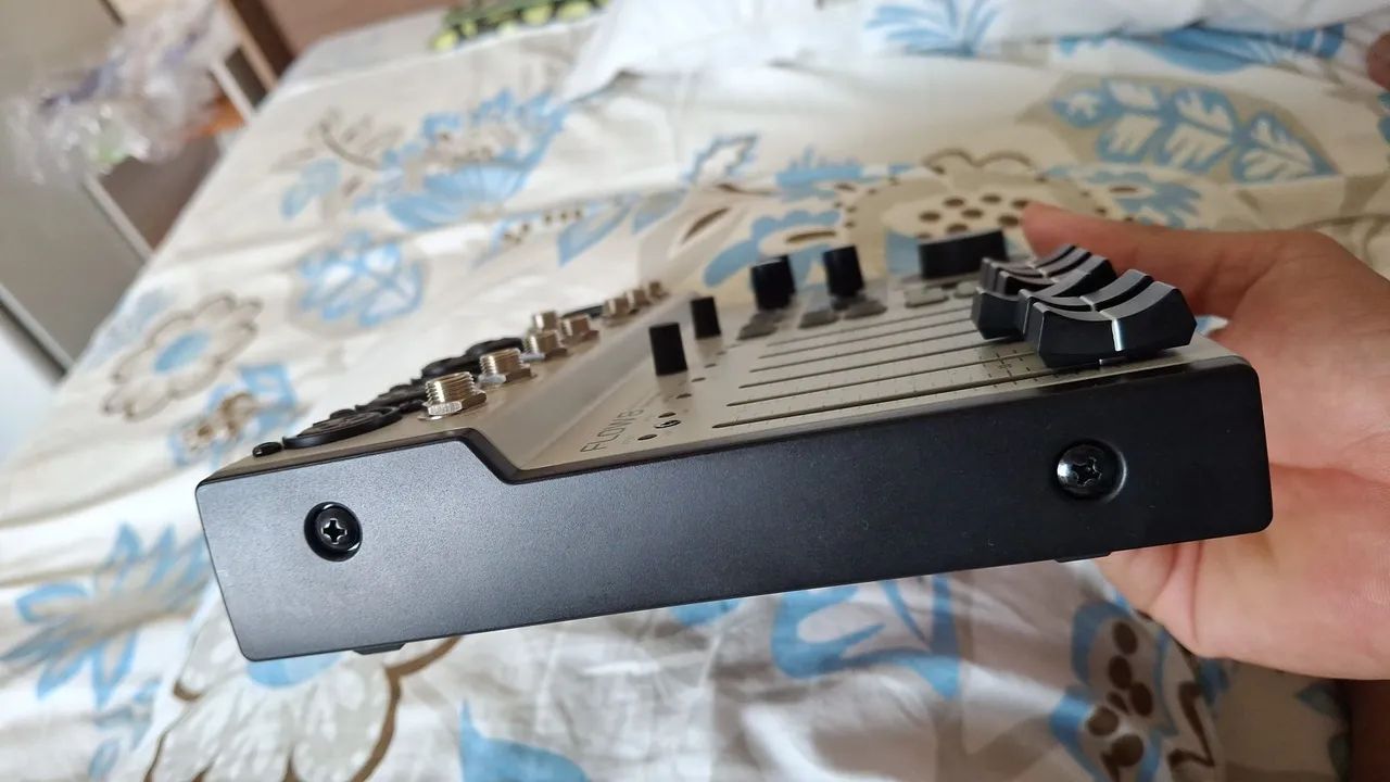 Mesa digital behringer Flow 8 - Foto 2