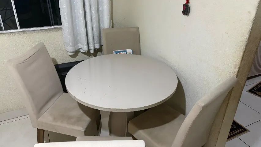 Mesa de Jantar Redonda