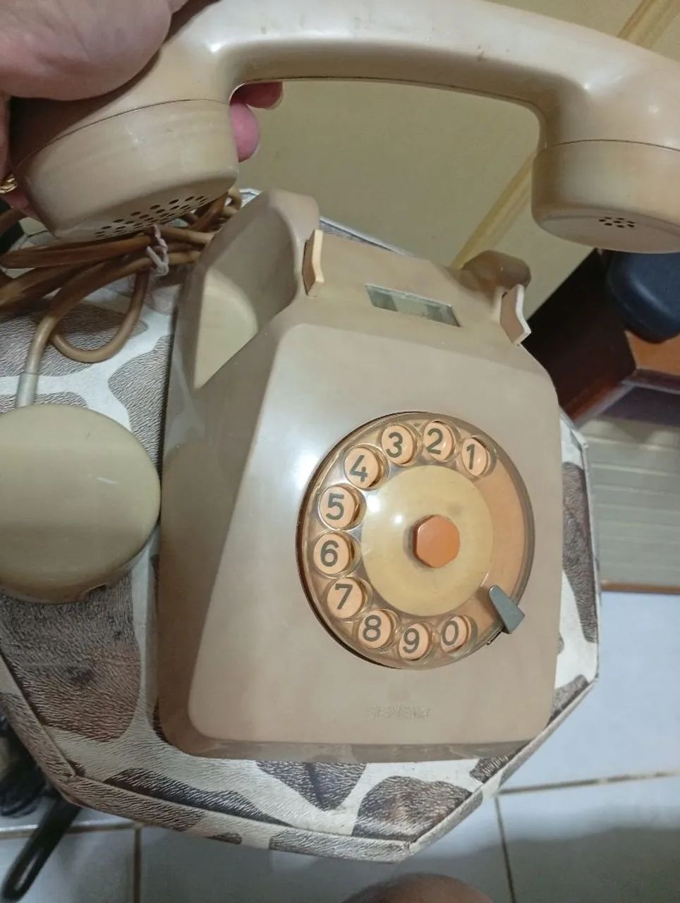 Vendo aparelho de telefone fixo antigo Siemens  - Foto 2