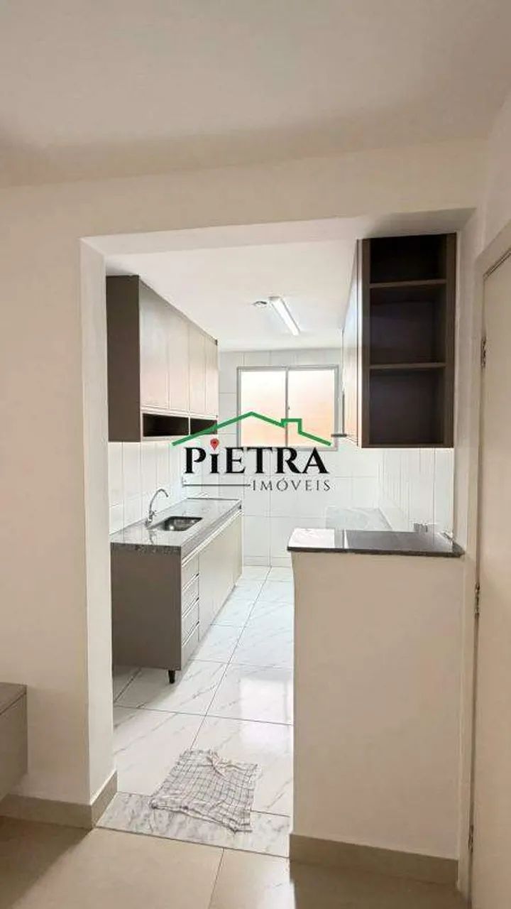 Apartamento reformado de 87m² com 3 vagas, suíte + 2 quartos Buritis