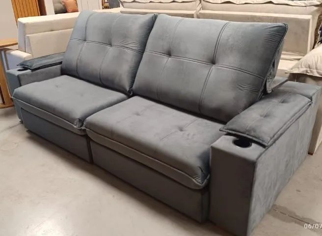 Sofá retrátil ômega com porta copos cinza 2,50m 