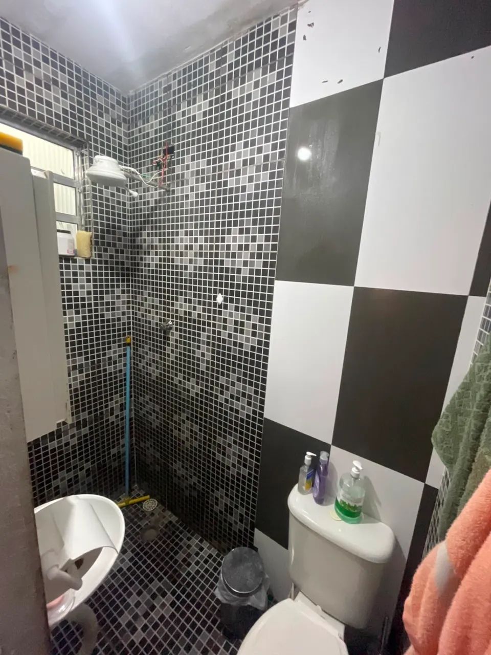Vendo casa aceito proposta como carro e dinheiro  - Foto 3