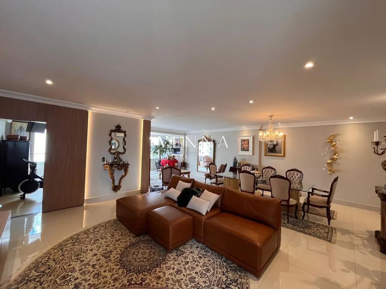 Apartamento à venda em Londrina, Centro, com 4 quartos, com 230 m², Edifício Residencial P