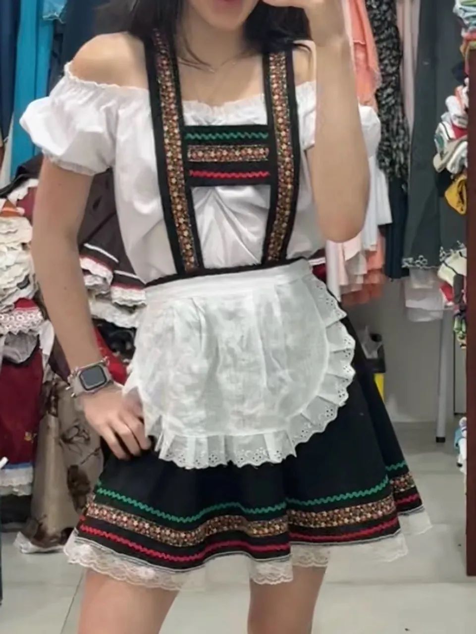 traje completo alemao- frida
