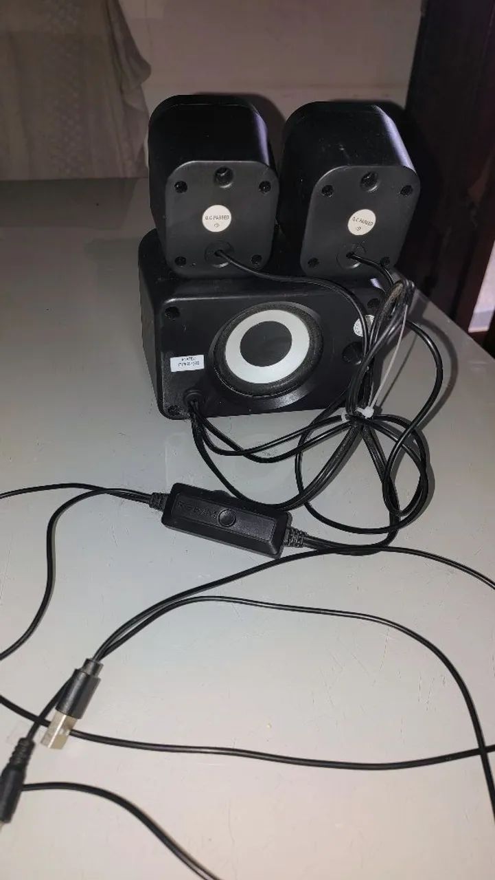Caixa de som Bluetooth Pc 2.1 com 3 RGB USB  - Foto 2
