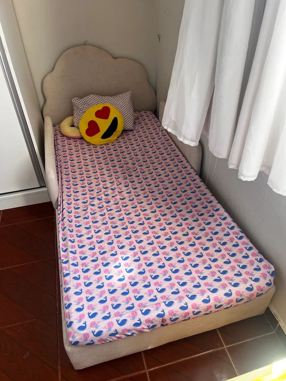 Cama montessoriana 