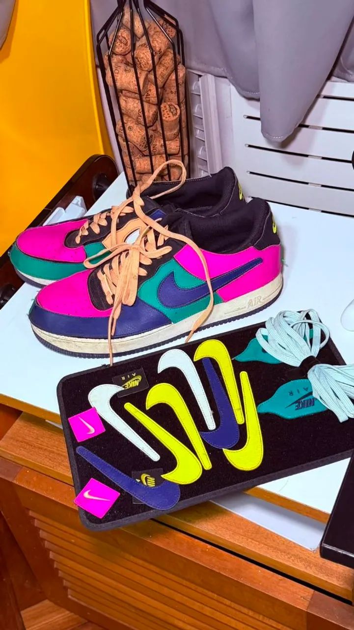 Nike colorido