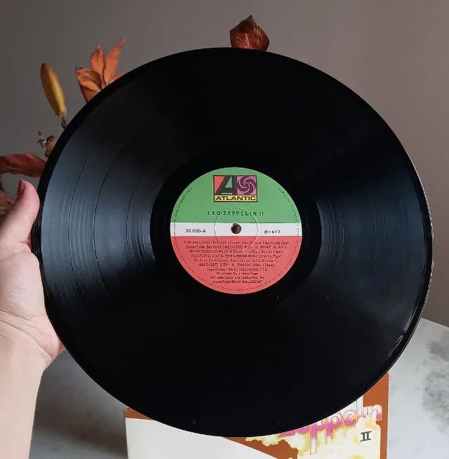 LP Vinil - Led Zeppelin - Led Zeppelin II - ed. 1977 - Foto 5