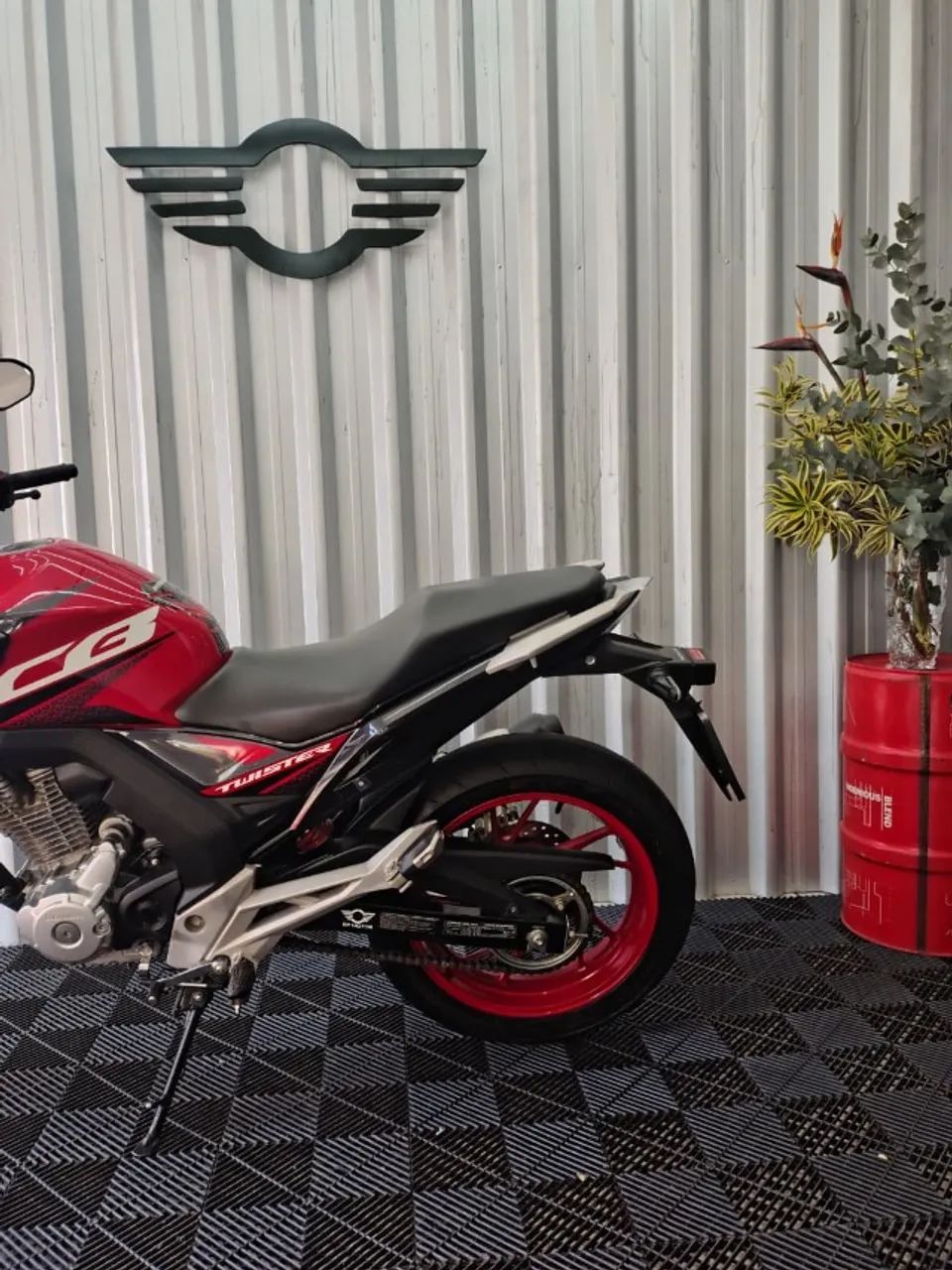 CB 250 TWISTER - Foto 4