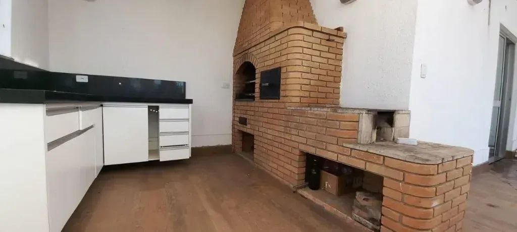 Duplex para aluguel possui 210 m² com 3 quartos