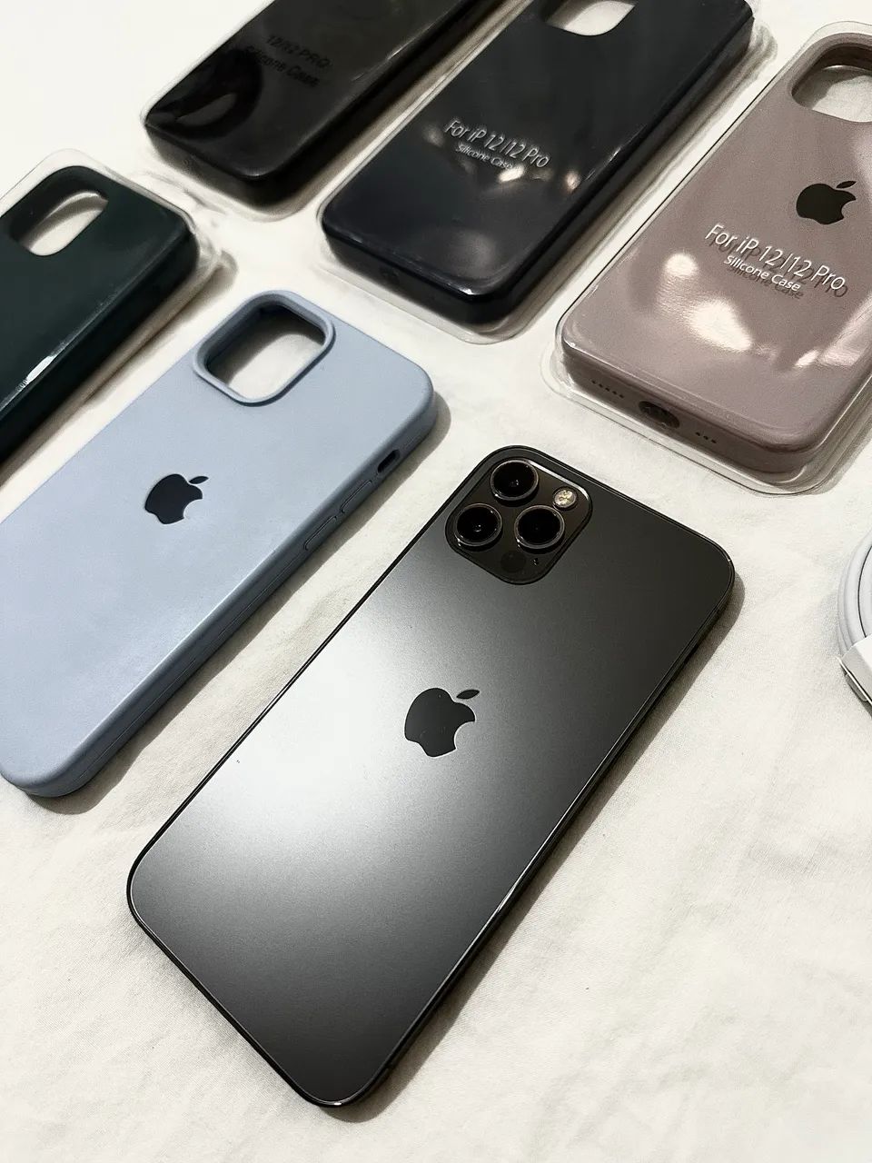 iPhone 12 Pro - 128 gb (cor grafite)  - Foto 2