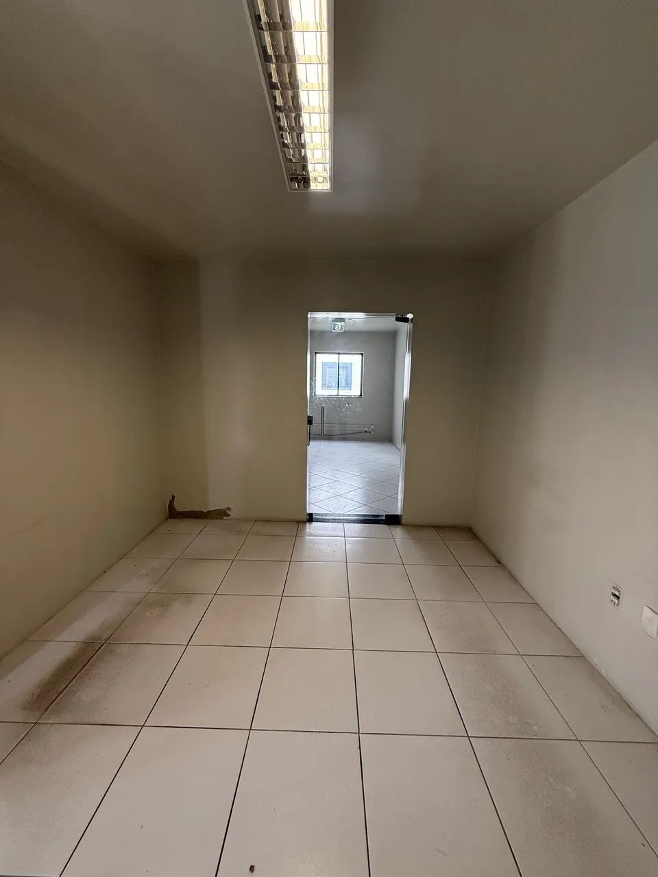 Prédio Escola Escritório Administrativo Cursos Contabilidade  - Foto 4