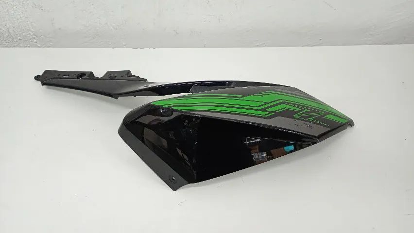 Carenagem Aba Tanque Esquerda Kawasaki Z400 Original - Peças para