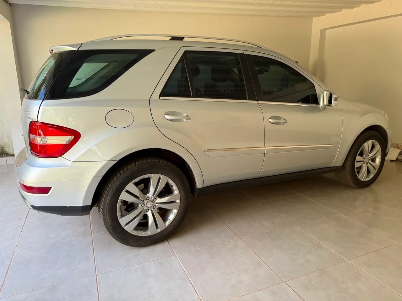 Mercedes-Benz ML-350 3.0 V6 4X4 Diesel 2011