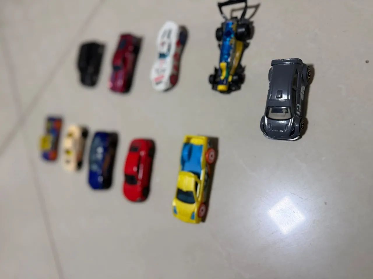 LOTE COM 10 CARRINHOS HOTWELLS  - Foto 5