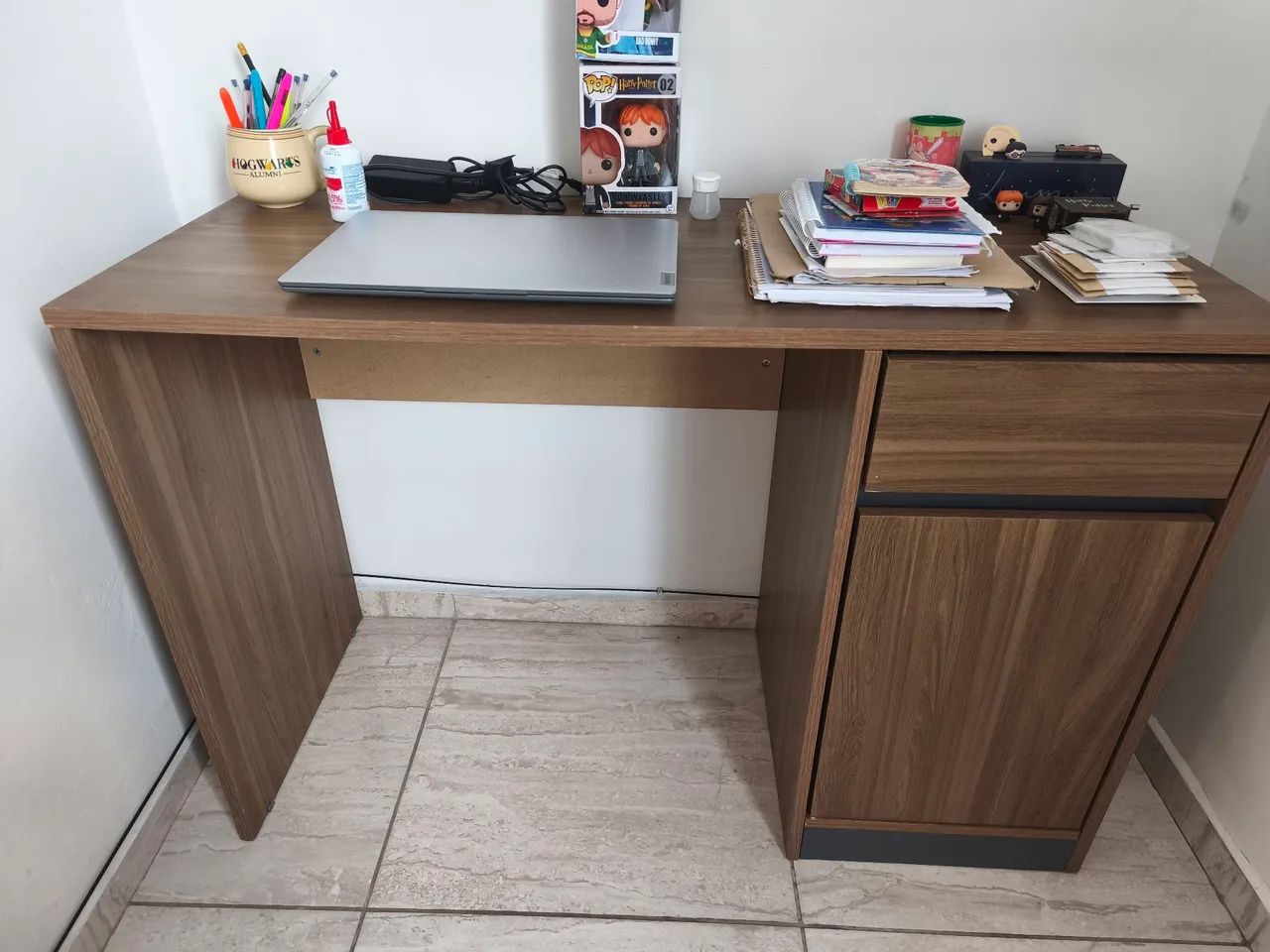escrivaninha / mesa para escritório 