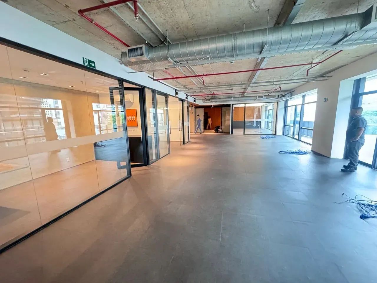 Escritório para alugar no Itaim ed. FL Office 4300 com layout 268 m² 5 vagas - Foto 2