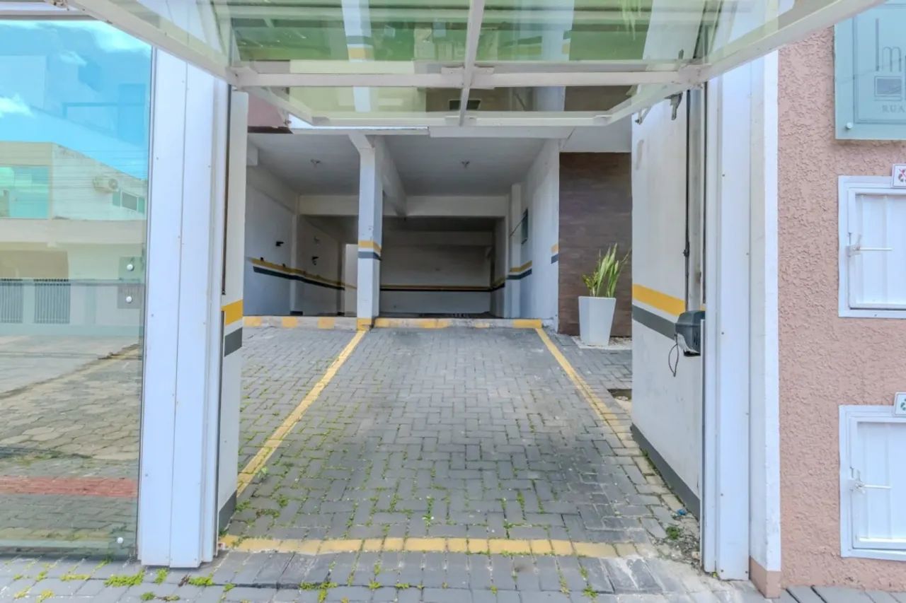 Apartamento para venda em Centro com 2 quartos, sendo 2 suítes, 70m² - Foto 2