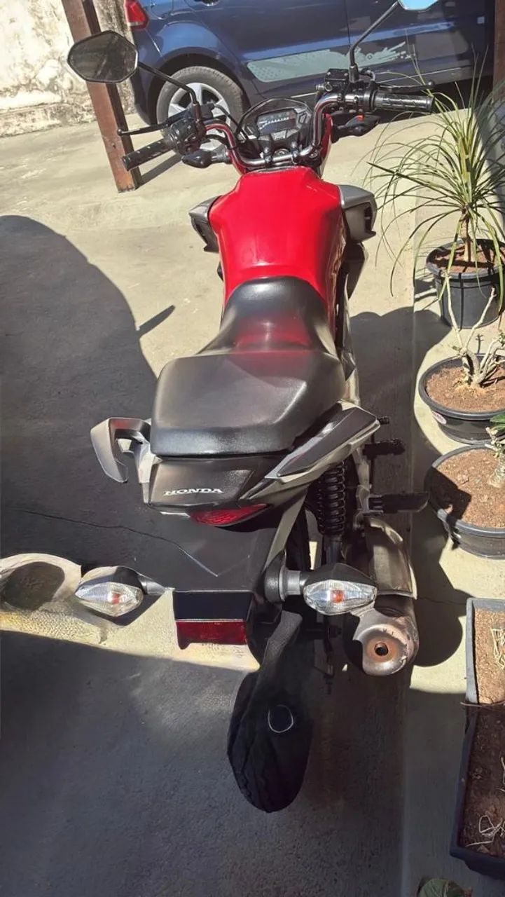 Vendo Titan 2023 - Foto 4