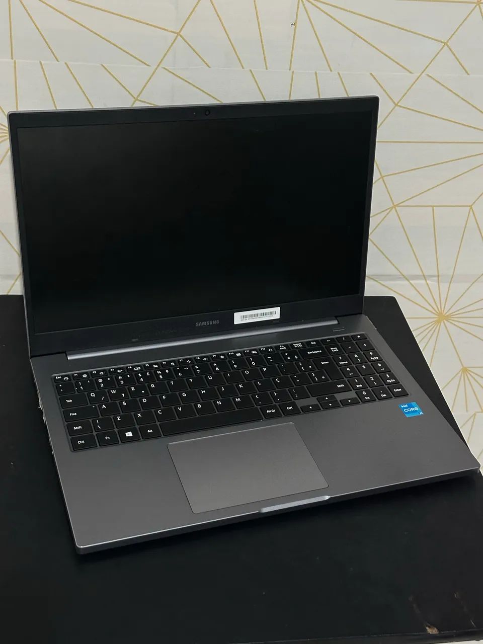 Notebook Samsung i3 com placa de vídeo  - Foto 2