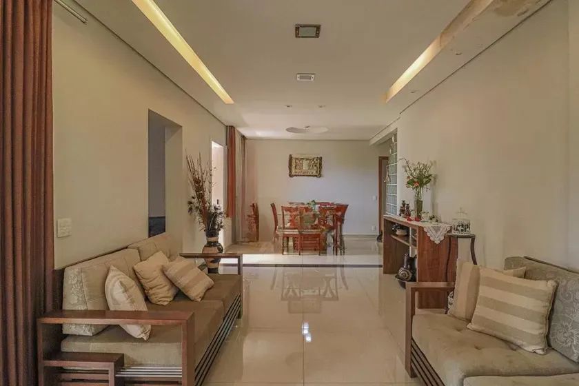 Casa à Venda - União, 5 Quartos, 1080 m2