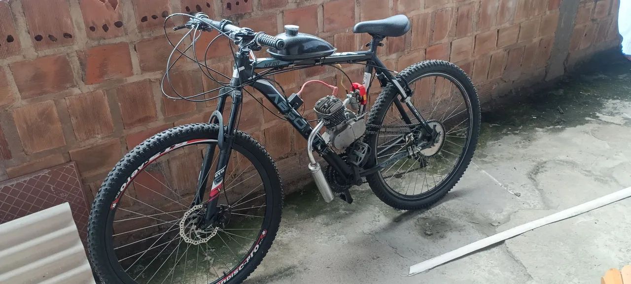 Bicicleta motorizada freio a disco nas 2 rodas 