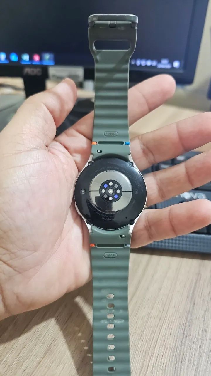 SmartWatch Samsung watch 7 44mm  - Foto 2