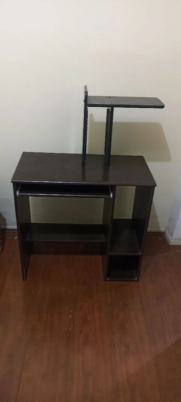 Mesa para computador ou gamer com compartimento super nova  em mogno  - Foto 2