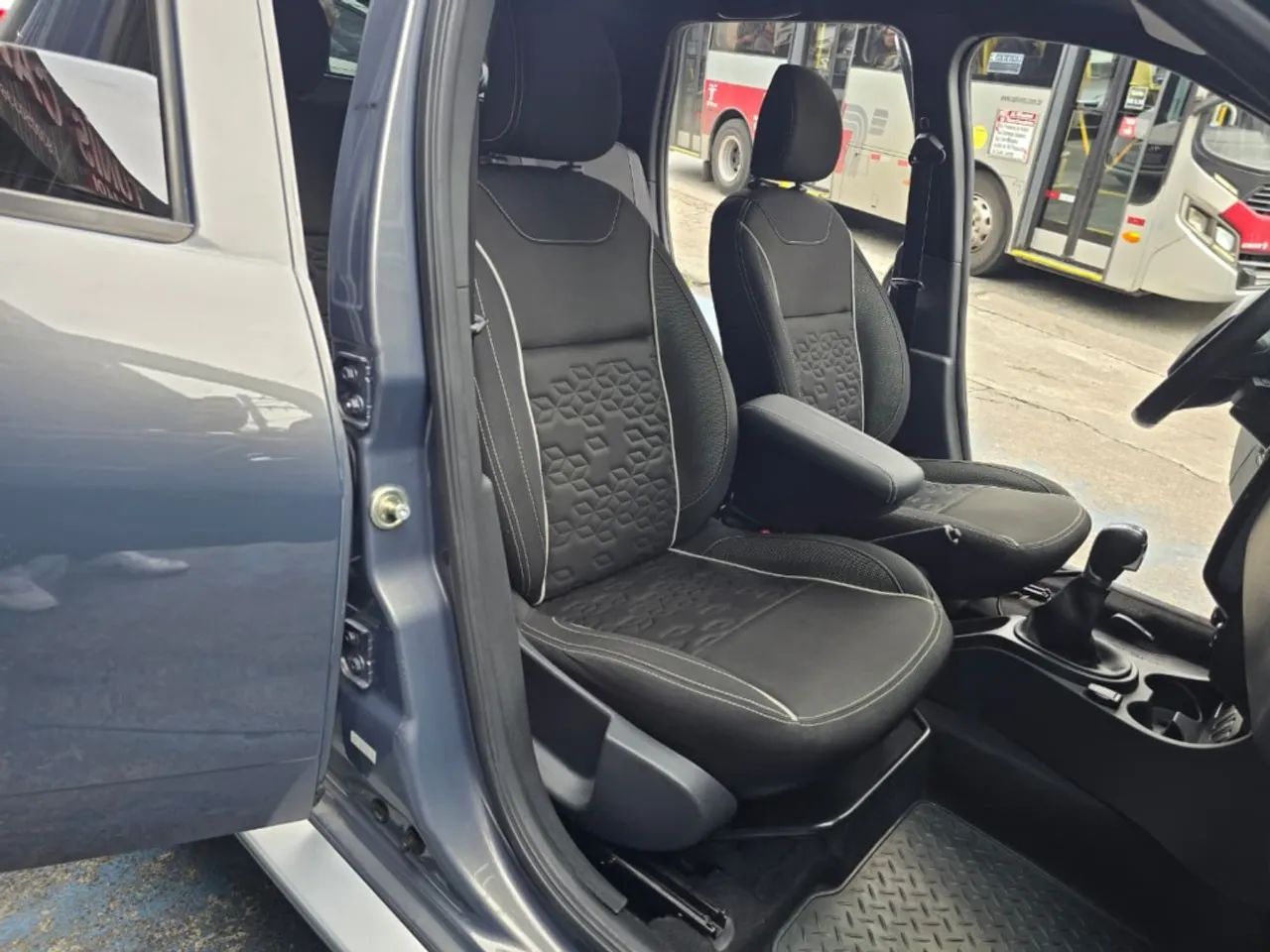 Renault Duster Dynamique 2.0 Hi-flex 16V Aut., foto 11 de 17