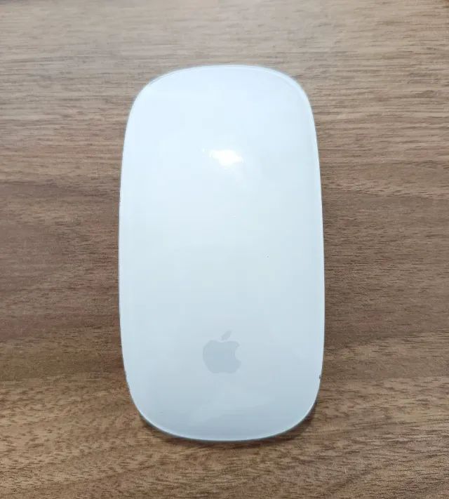 Mouse Apple (Magic Mouse) ? sem tampa traseira