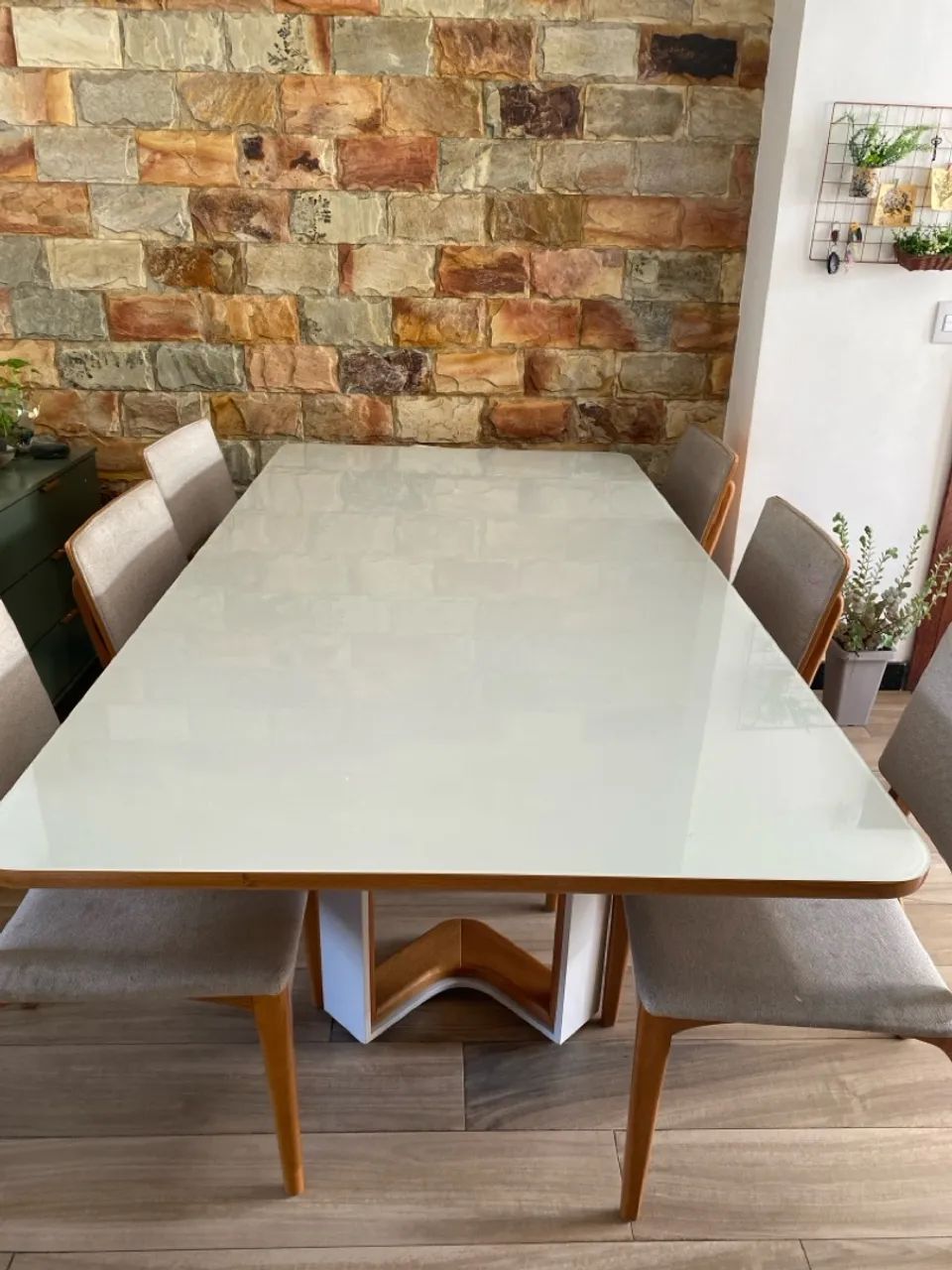 Mesa de jantar com 6 cadeiras 