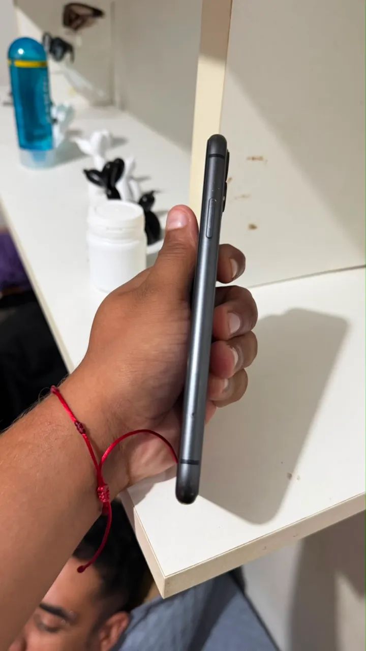 VENDO IPHONE 11 64gb - Foto 4