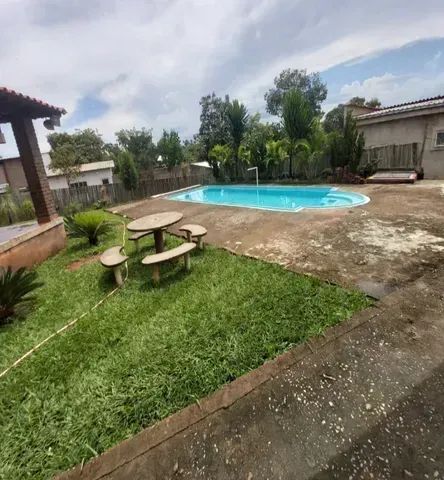Sítio em Cláudio MG Casa boa com piscina e excelente acesso e localização - Foto 4