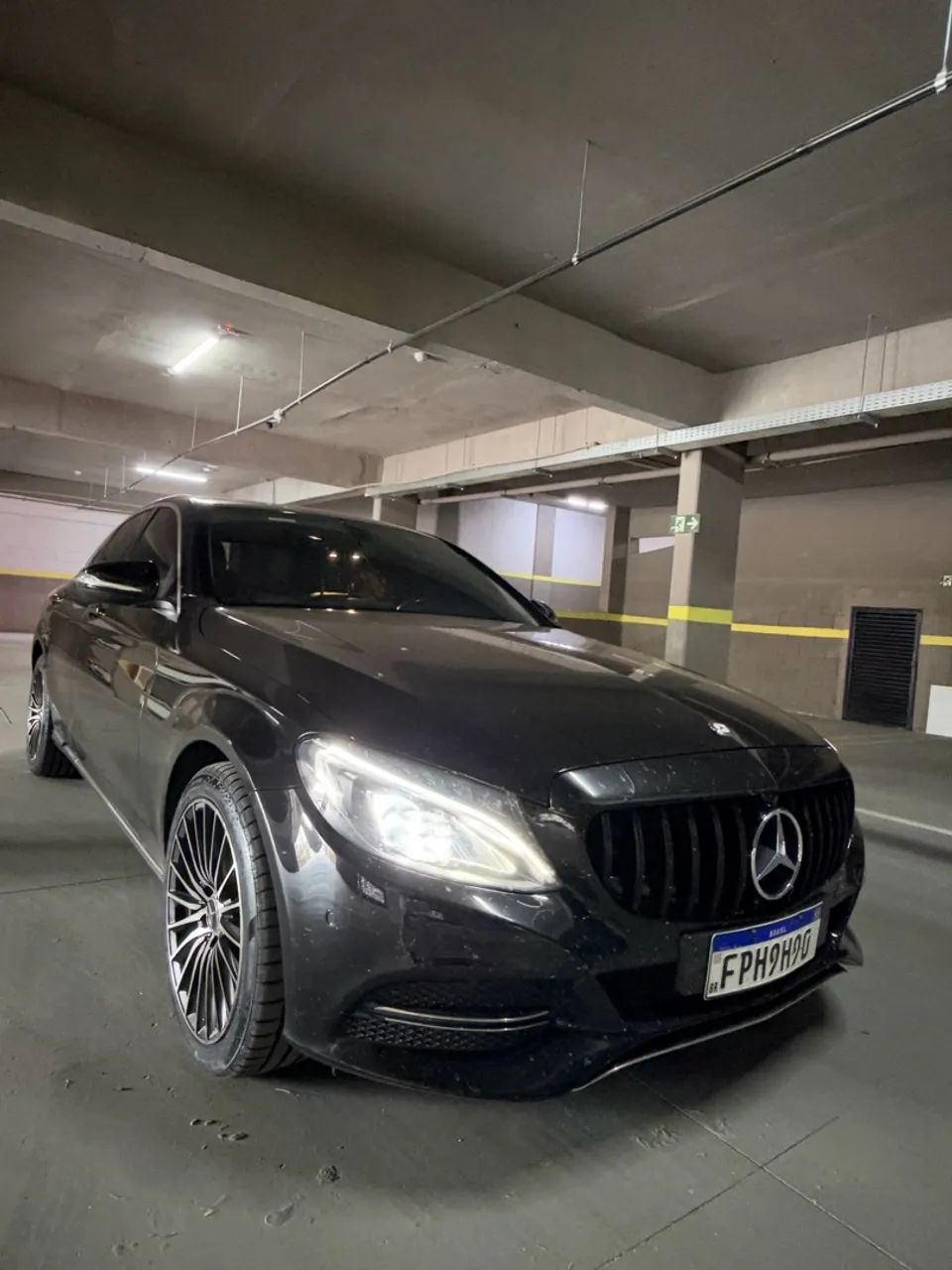 Mercedes-Benz C-200 Avantgarde 2.0 TB 16V 184cv Aut. 2015