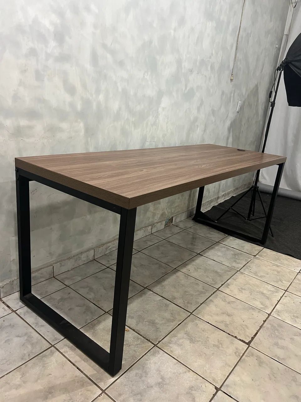MESA PARA ESCRITÓRIO 2M
