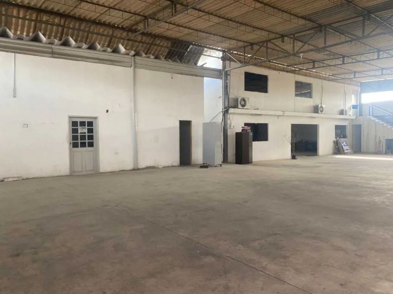 ALG Galpão com doca com 2000m2 na Cidade de Vitória de Santo Antão PE - Foto 2