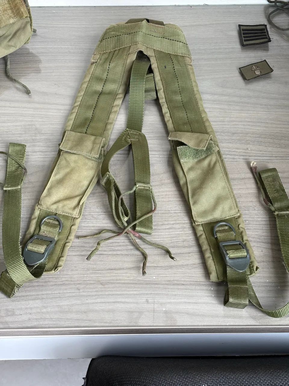 Suspensório militar 