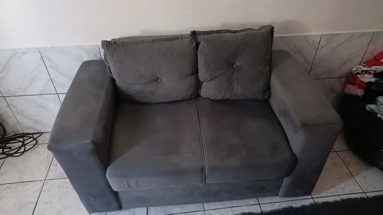 Sofá 2 lugares 