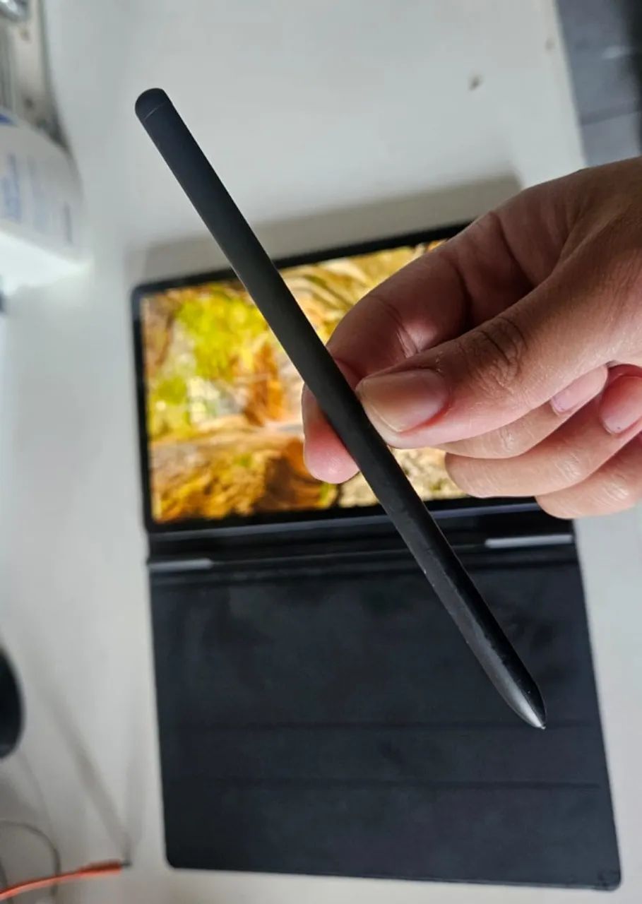 Tablet Samsung S6 Lite usado - Foto 2