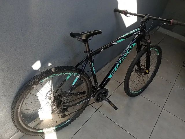 Bicicleta Aro 21 em Alumínio