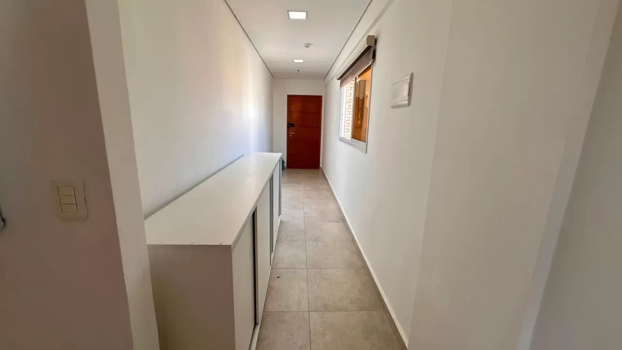 Sala Comercial para locação no Embaré