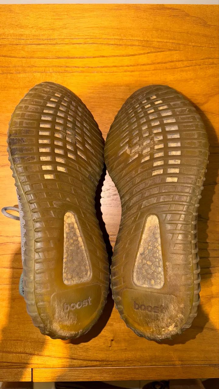     Yeezy Boost 350 V2 Beluga 2.0  - Foto 3