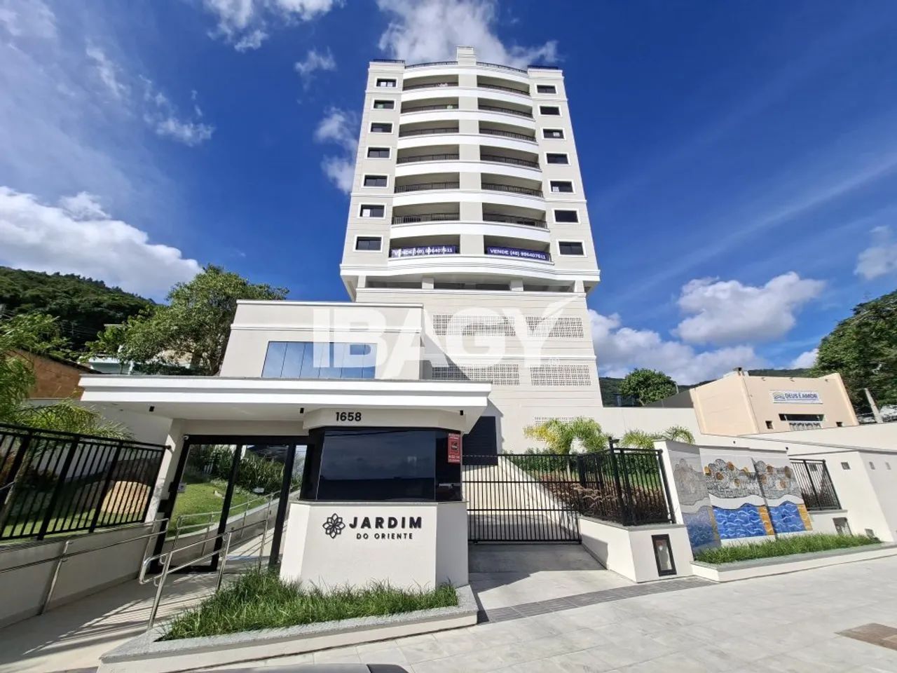 Excelente Apartamento 2 dormitório(s) em Saco Grande - Florianópolis