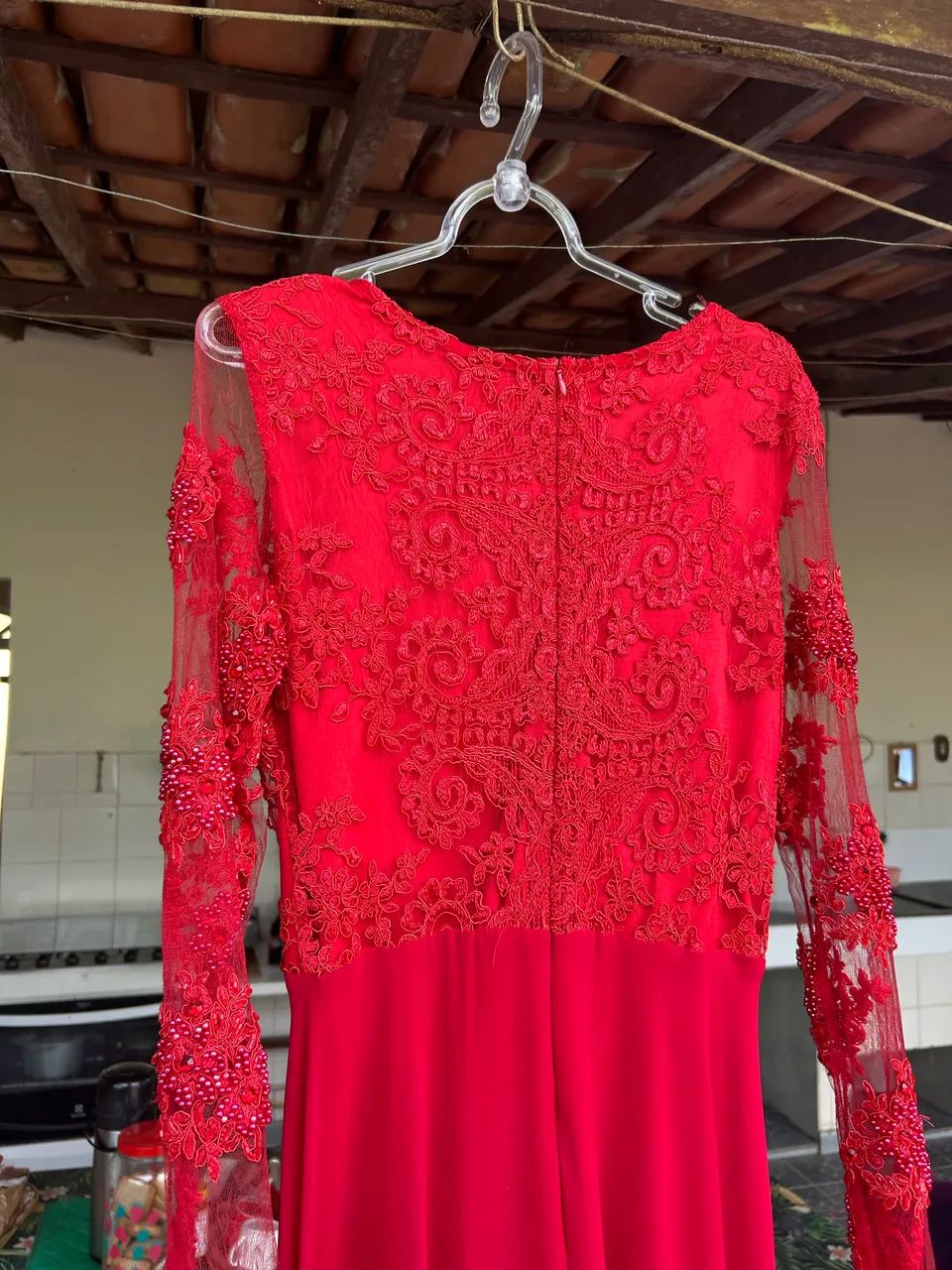 Vestido Longo Vermelho Renda Manga Longa  - Foto 4