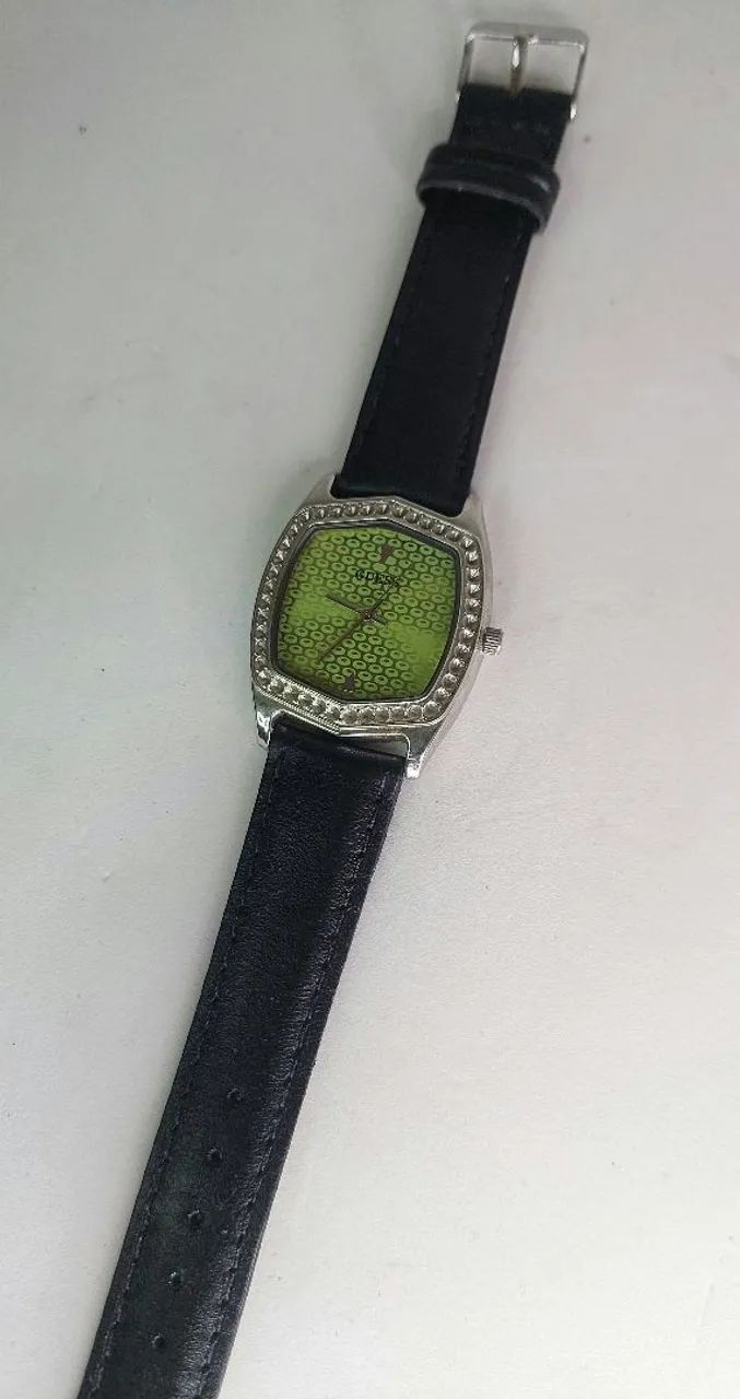 Relógio Guess quartz vintage  - Foto 2