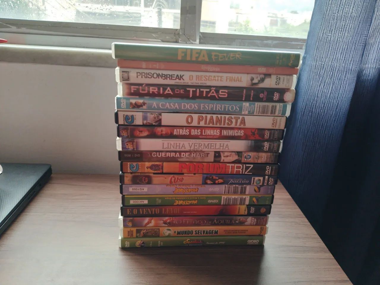 Vendo Super Coleção Dvds Box e Avulsos - Foto 2