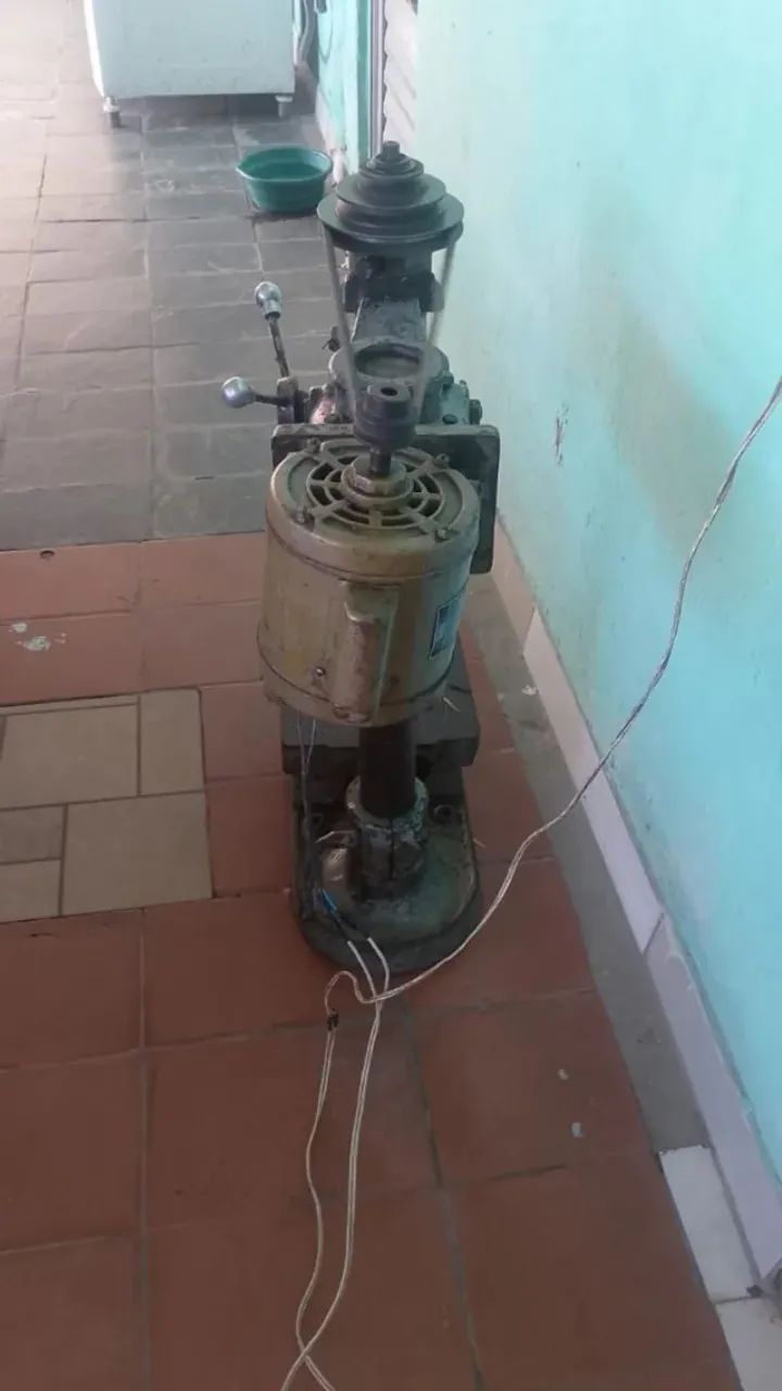 FURADEIRA  DE  BANCADA ACEITO PROPOSTA NO VALOR  - Foto 3