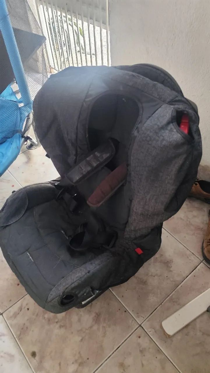 Cadeirinha de bebê para carro