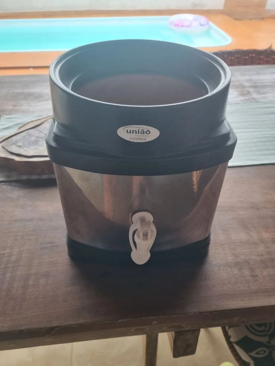 Filtro de barro com base em inox